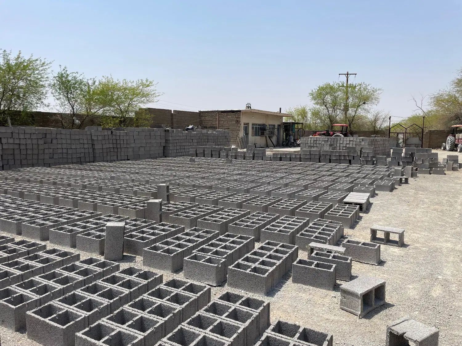 بلوک ۲۰در ۴۰ ارتفاع ۲۰ با دستگاه تمام اتوماتیک|مصالح و تجهیزات ساختمان|دهلران, |دیوار