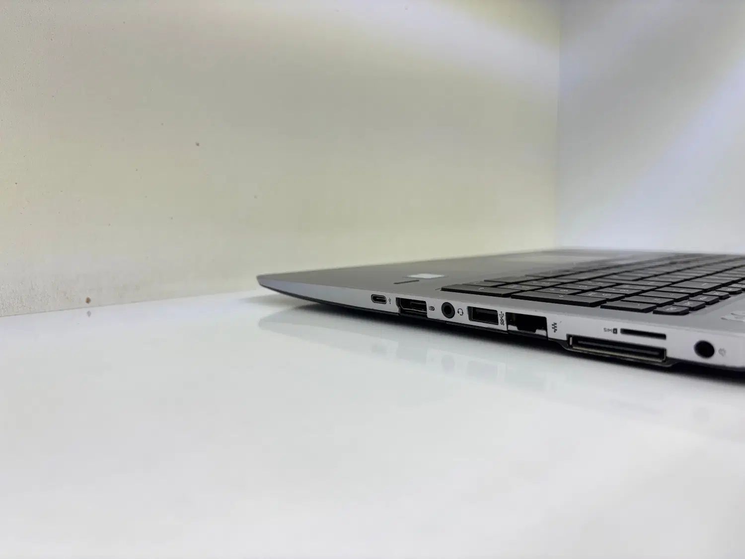 لپتاپ HP مدل EliteBook 850 G3|رایانه همراه|اندیشه, اندیشه فاز ۳|دیوار