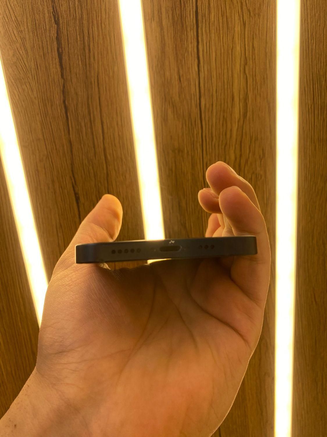 اپل iPhone 12 با حافظهٔ ۱۲۸ گیگابایت|موبایل|کاشان, |دیوار