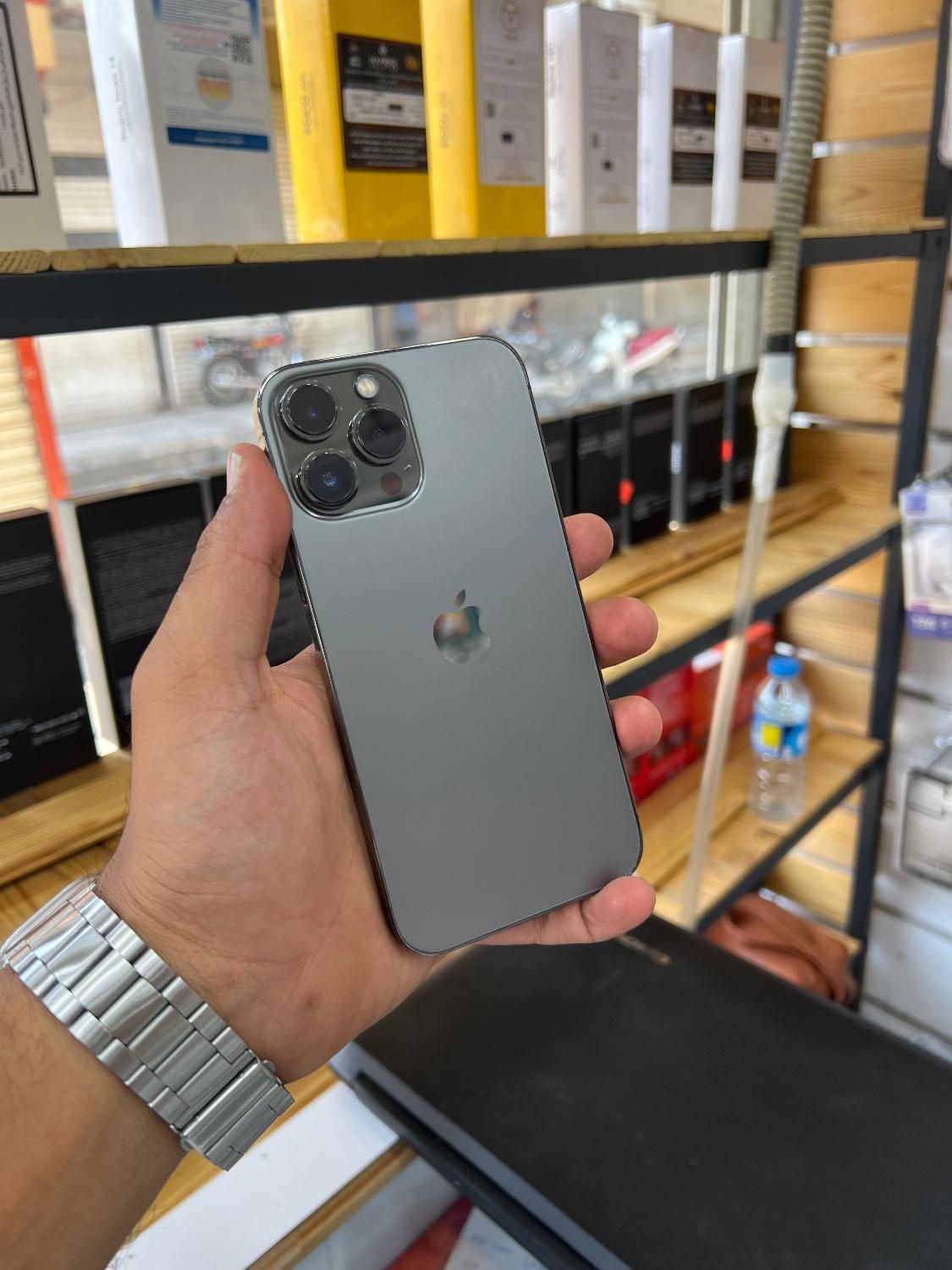 ایفون ۱۳ پرومکس ۲۵۶ گیگ و ۵۱۲ گیگ درهمه رنگ|موبایل|اهواز, نادری|دیوار