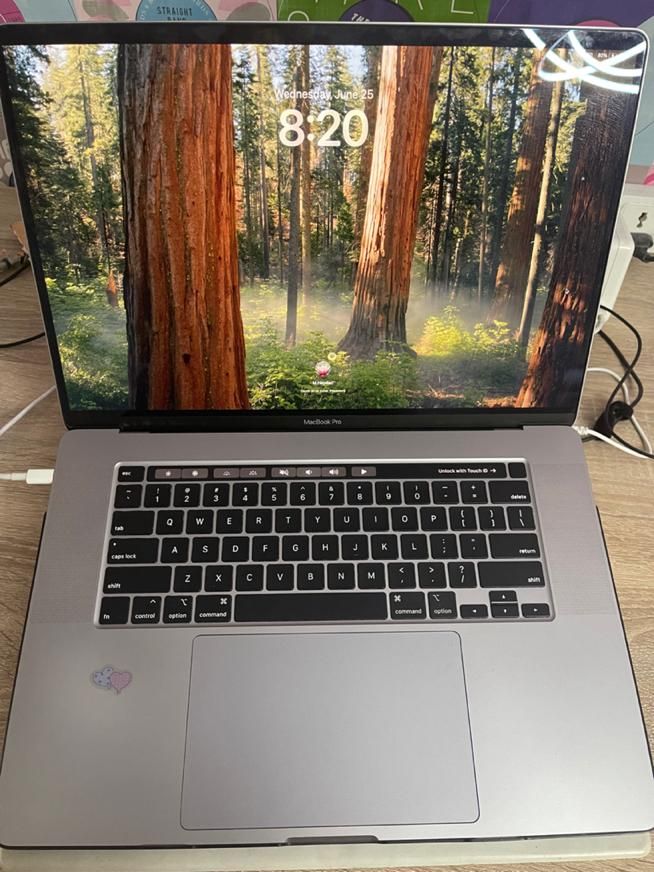 لپ‌تاپ مک‌ بوک پرو ۲۰۱۹ Core i7 16g بسیار تمیز|رایانه همراه|تهران, اکباتان|دیوار