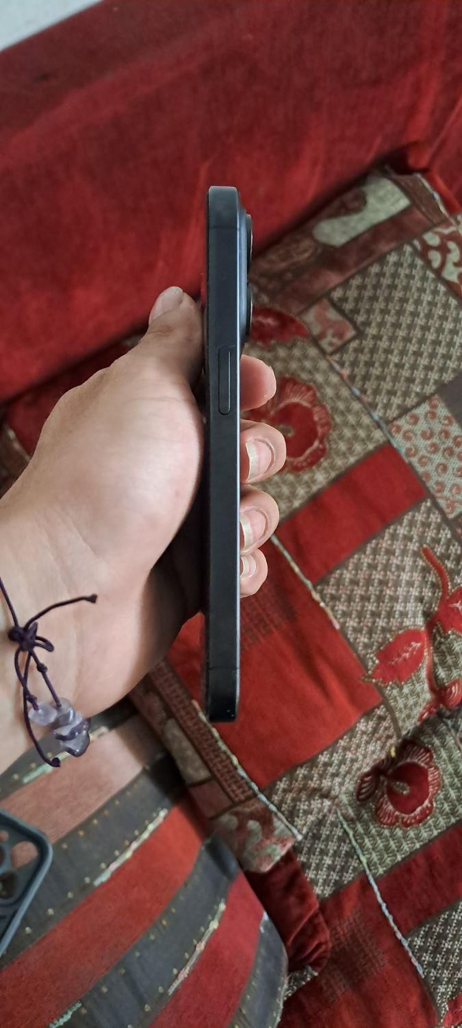 اپل iPhone 15 Pro با حافظهٔ ۲۵۶ گیگابایت|موبایل|مشهد, شهید فرامرز عباسی|دیوار