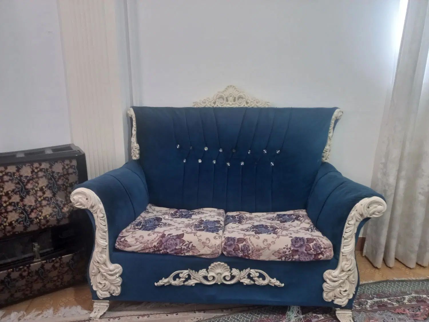 مبل ۷نفره زیرقیمت|مبلمان خانگی و میز عسلی|رشت, نخودچر|دیوار