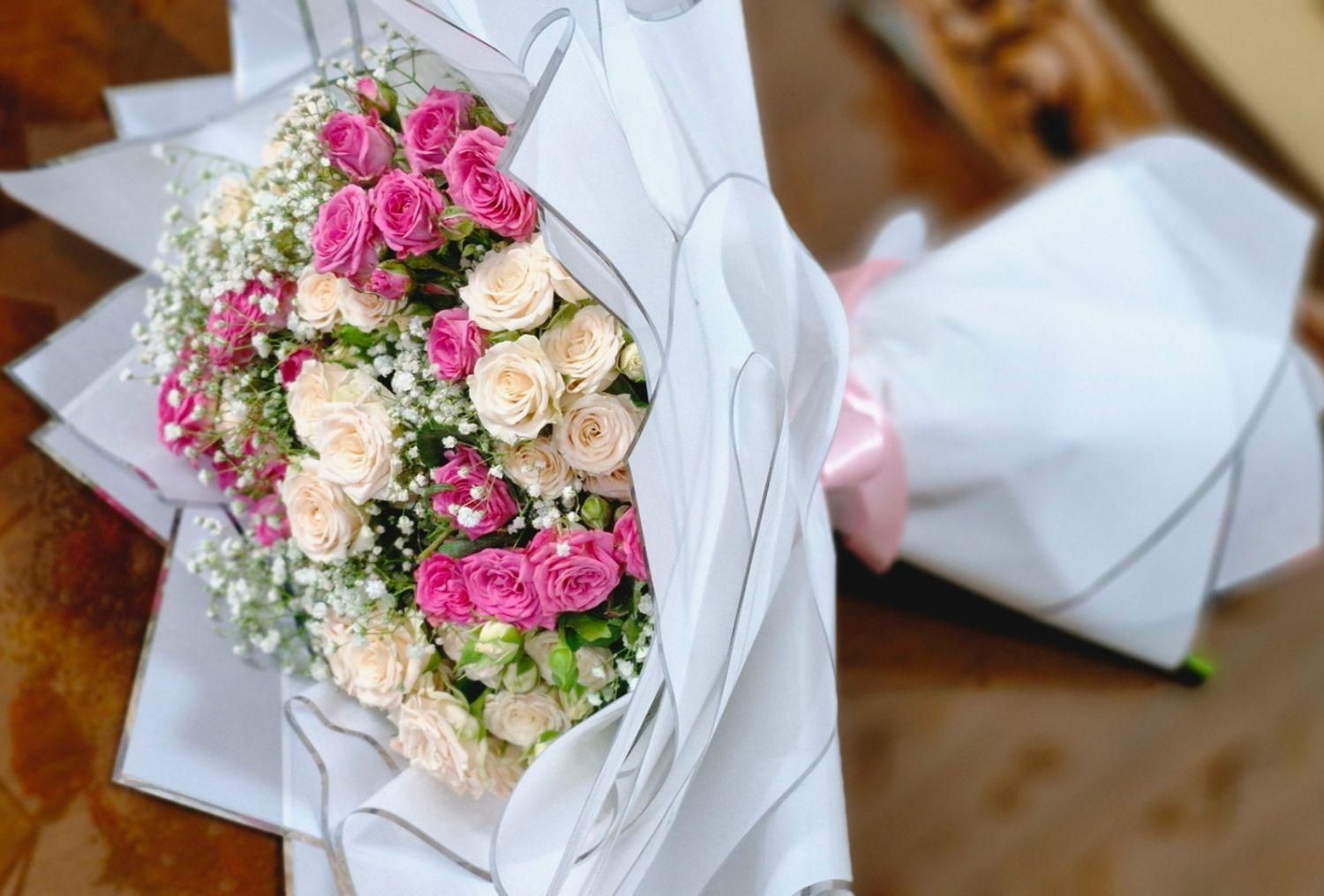 دسته گل رز ربانی|گل و گیاه طبیعی|اصفهان, رکن الدوله شرقی|دیوار