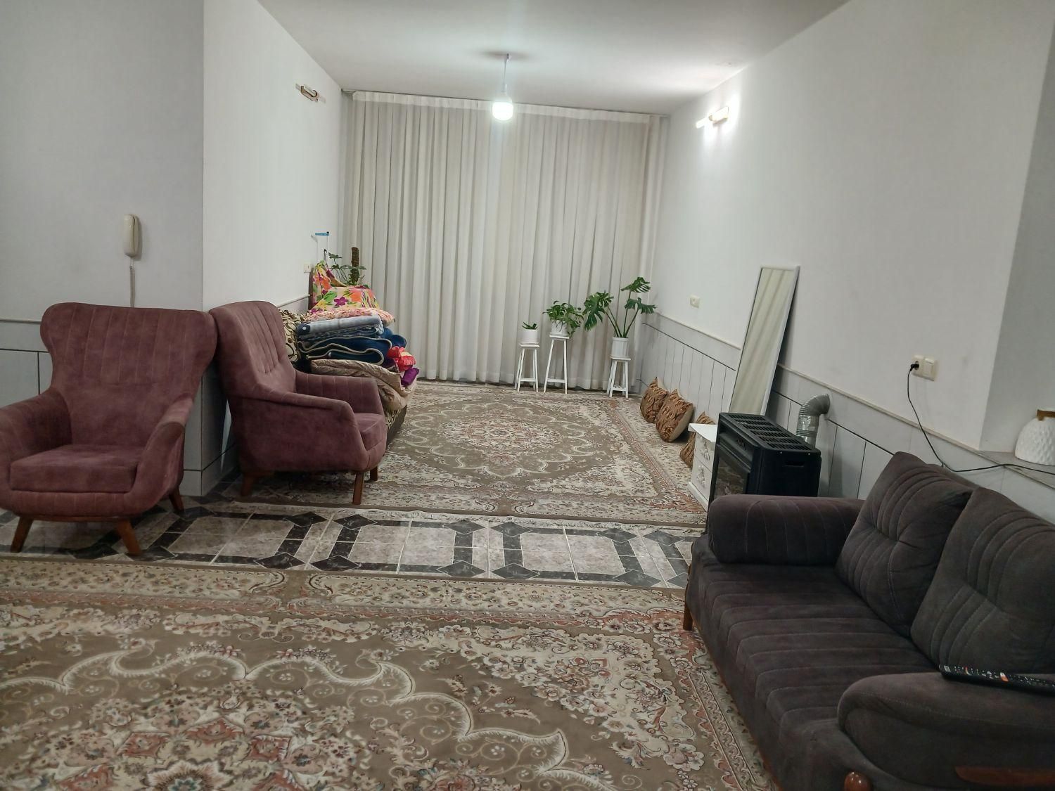 سوئیت و منزل شیک با پارکینگ برای مسافر|اجارهٔ کوتاه‌مدت آپارتمان و سوئیت|کاشان, شهرک ولیعصر|دیوار