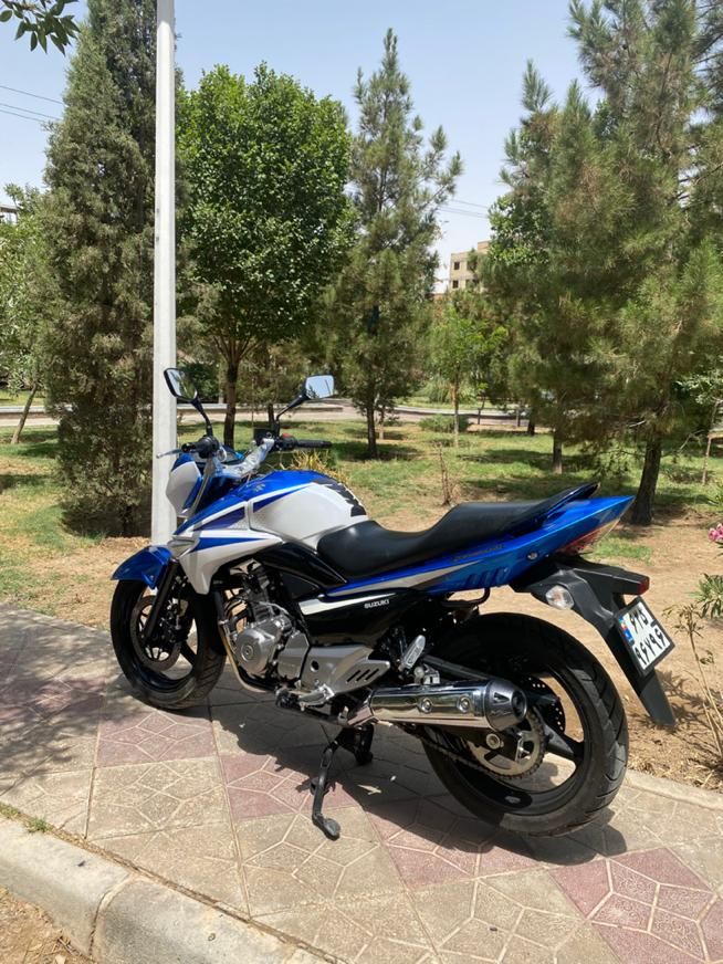سوزوکی اینازوما ۲۵۰|موتورسیکلت|تهران, آرژانتین|دیوار