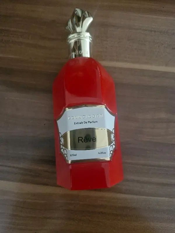 عطر بسیار خوشبو|آرایشی، بهداشتی، درمانی|تهران, کامرانیه|دیوار