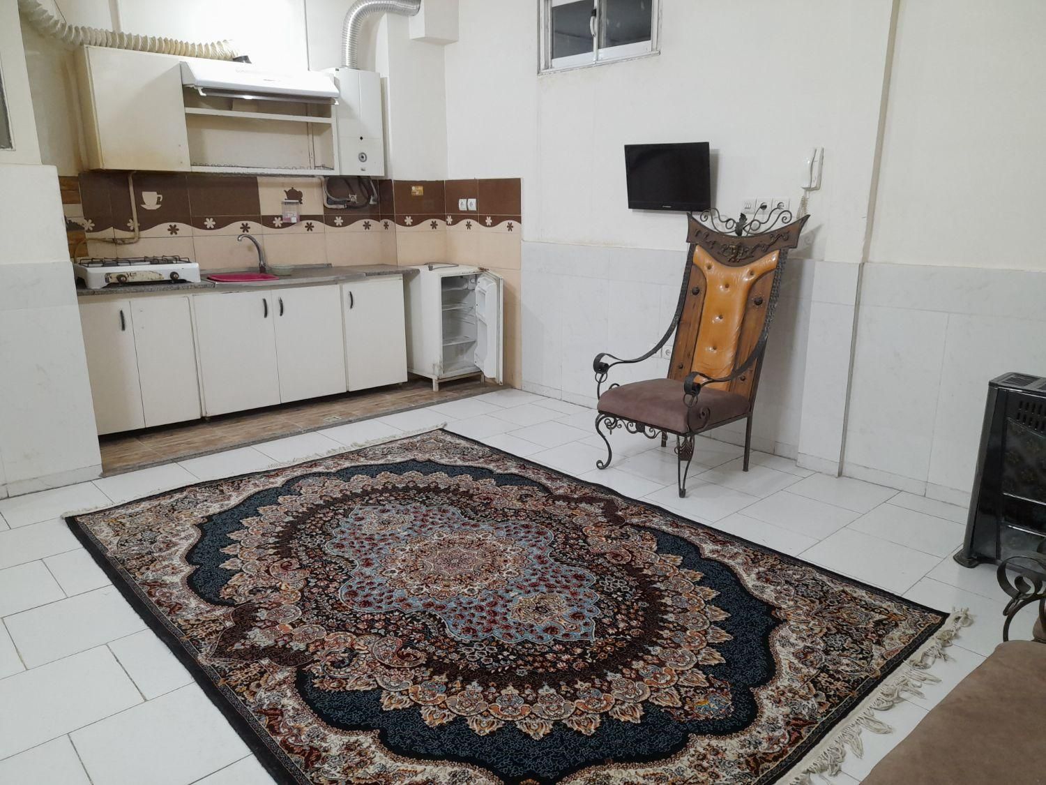 اجاره روزانه هفتگی ماهانه در نزدیکی حرم مطهر|اجارهٔ کوتاه‌مدت آپارتمان و سوئیت|مشهد, جلالیه|دیوار