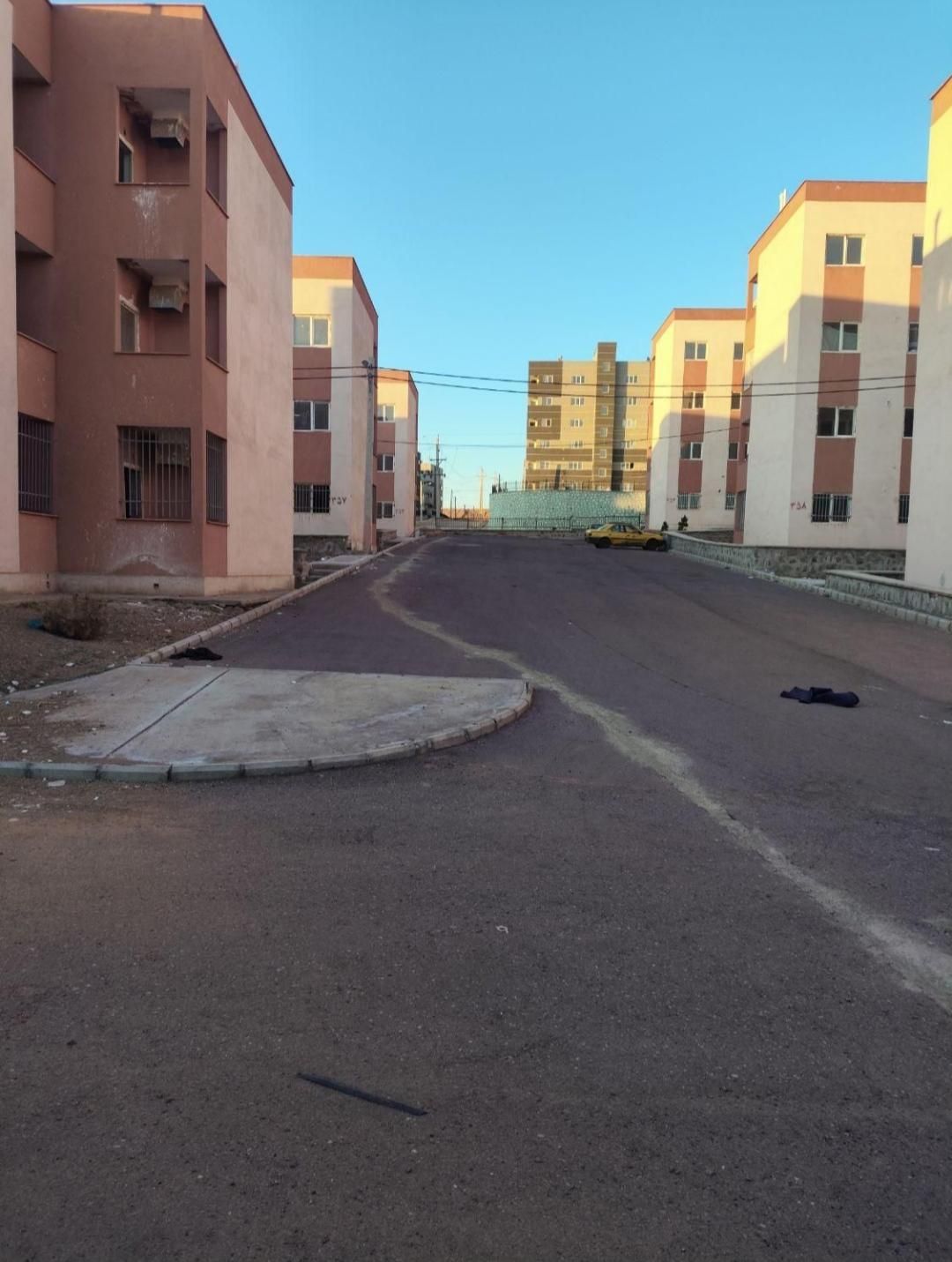 هسا ۲ ، یک خوابه طبقه اول|فروش آپارتمان|پرند, فاز ۶|دیوار