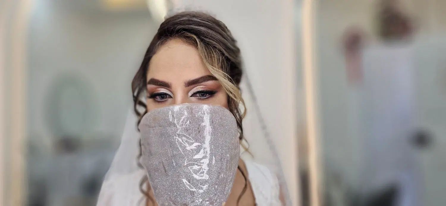 همراهی .عروس. شنیون ۲۲۰.مدل‌میکاپ ۳۰۰|خدمات آرایشگری و زیبایی|مشهد, یاس|دیوار