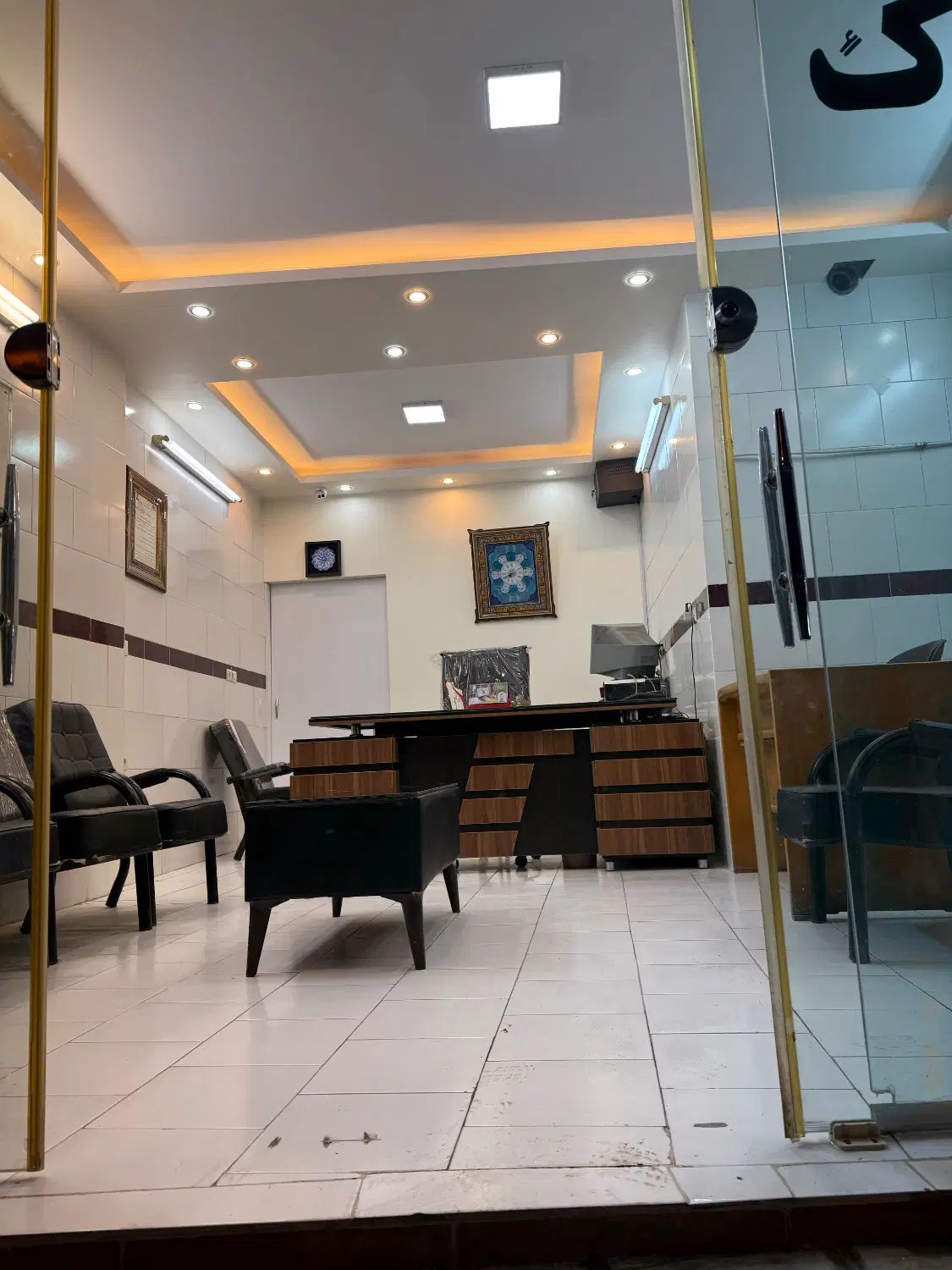 مغازه تجاری ۳۱ متر/با ۶متر بر اصلی|فروش مغازه و غرفه|اصفهان, رزمندگان|دیوار