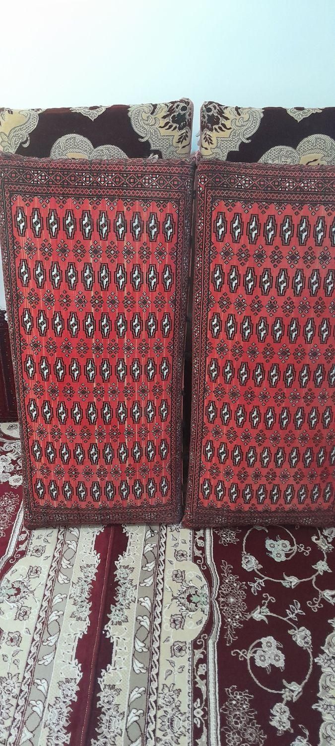 ۶ عدد پشتی سنتی قدیمی با قدمت ۲۰ سال بدون زدگی|پشتی|شیروان (خراسان), |دیوار