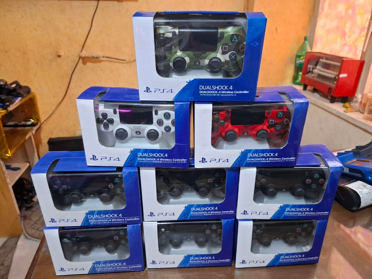 دسته اورجینال  در حد اکبند  ps4|کنسول، بازی ویدئویی و آنلاین|تبریز, |دیوار