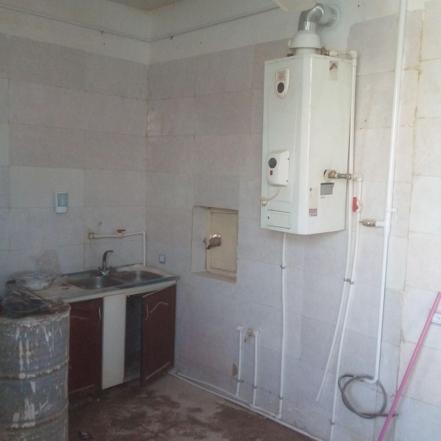 لوله کشی آب روکار و نصب پمپ و آبگرمکن|خدمات پیشه و مهارت|زابل, |دیوار