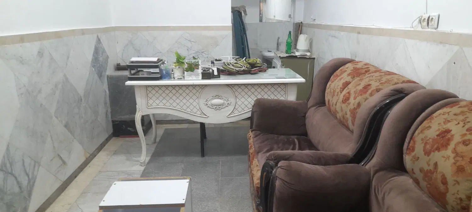 میز|دفتر کار|مشهد, توس (بلوار توس)|دیوار