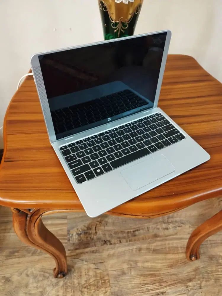 لپ تاپ ۱۱ اینچ تبلت شو hp لمسی|رایانه همراه|کرج, فاز ۱ مهرشهر|دیوار