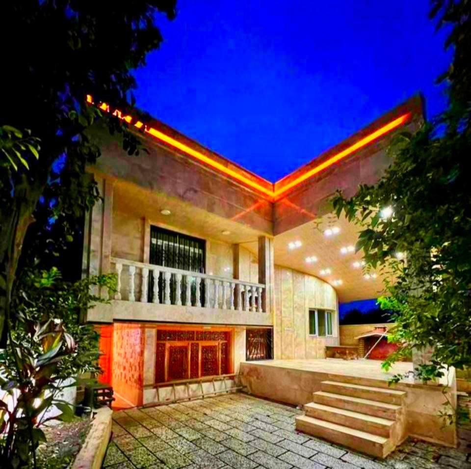 باغ ویلا700متری بااستخرحرفه ای جکوزی در شهرک قوی|فروش خانه و ویلا|چمستان, |دیوار