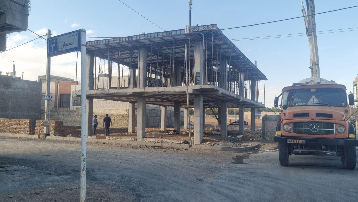 پیمانکاری اجرای اسکلت بتنی پروژه های خصوصی|خدمات پیشه و مهارت|یزد, |دیوار