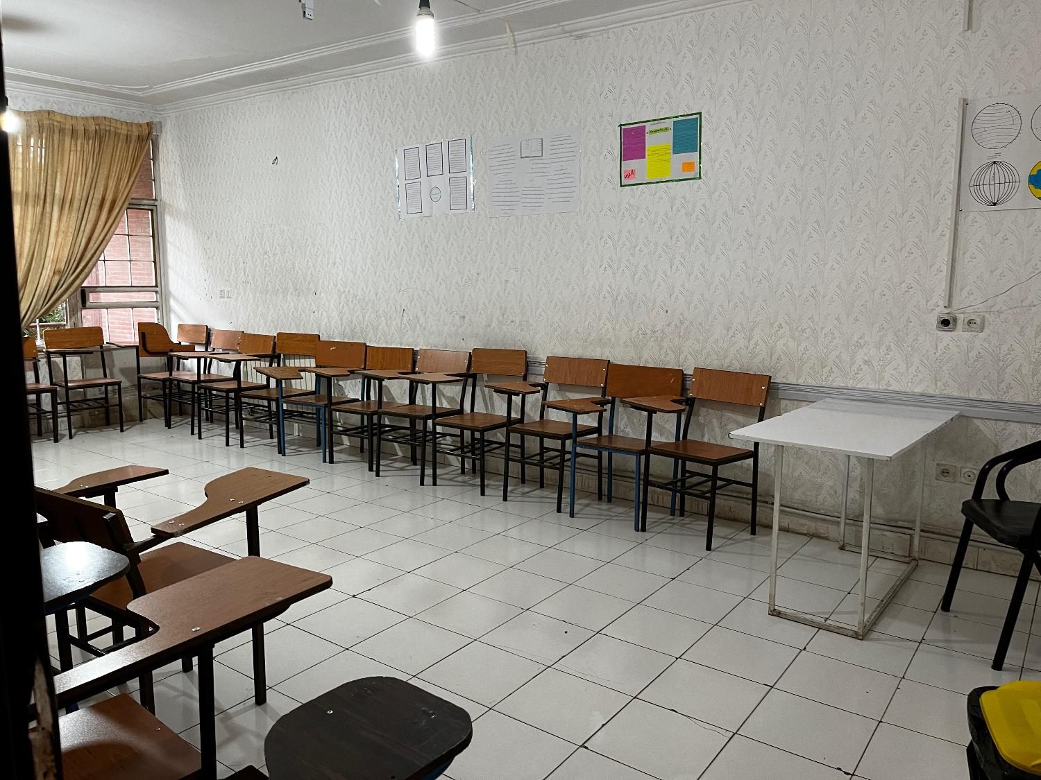 اجاره آموزشگاه و کلاس|اجارهٔ کوتاه‌مدت دفتر کار و فضای آموزشی|سنندج, |دیوار