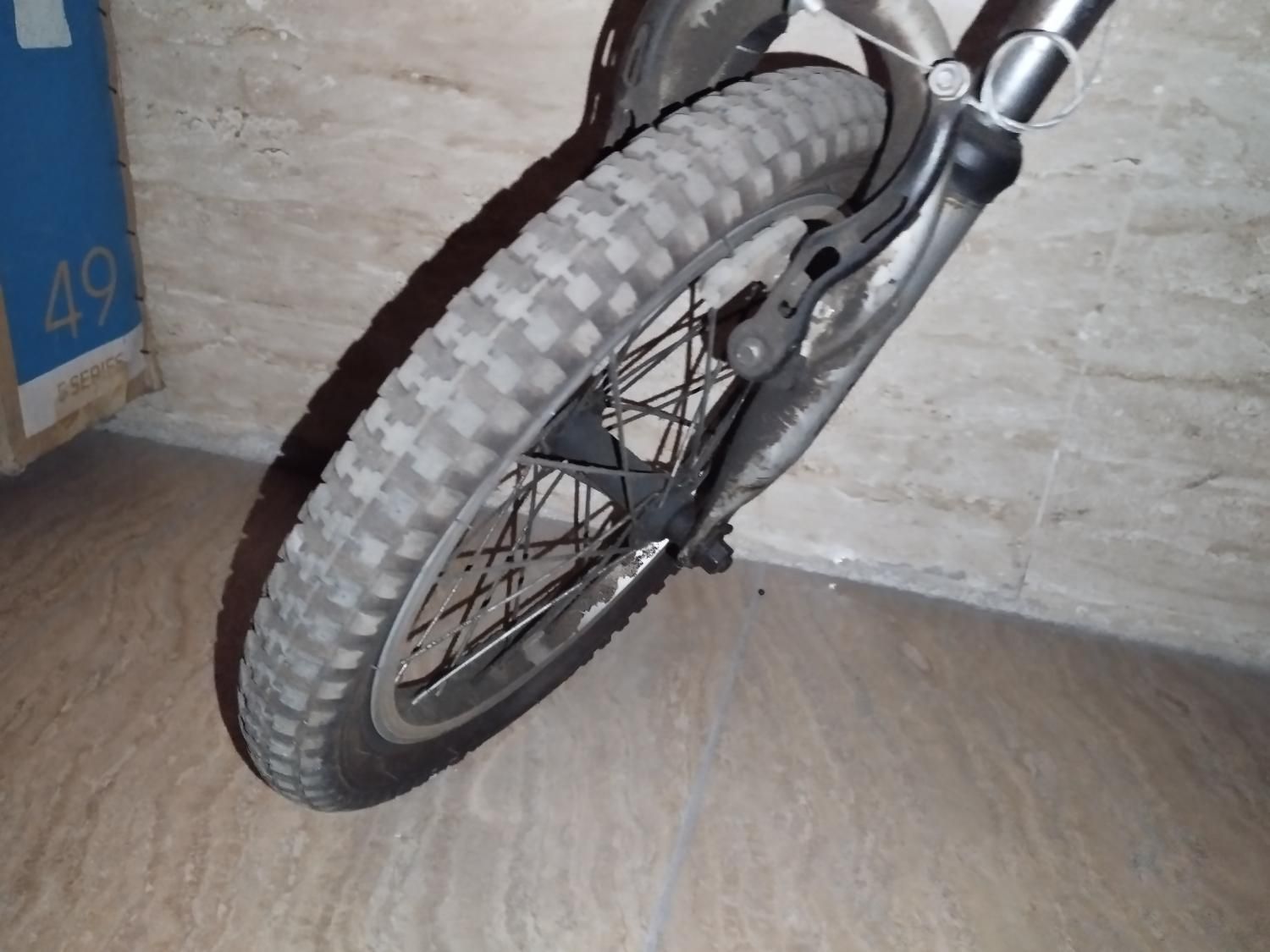 دو عدد دوچرخه شانزده تمیز خانگی یکیش کمک دار پرشی|دوچرخه، اسکیت، اسکوتر|تهران, علیآباد|دیوار