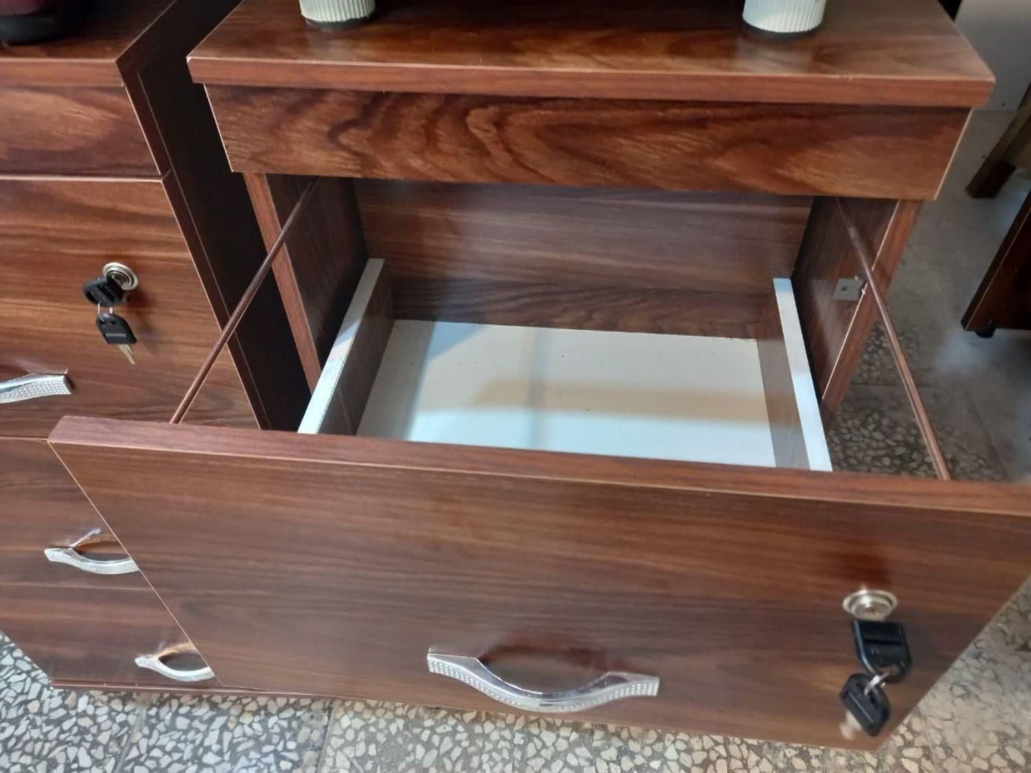 فایل اداری|مبلمان اداری|کاشان, زیدی|دیوار