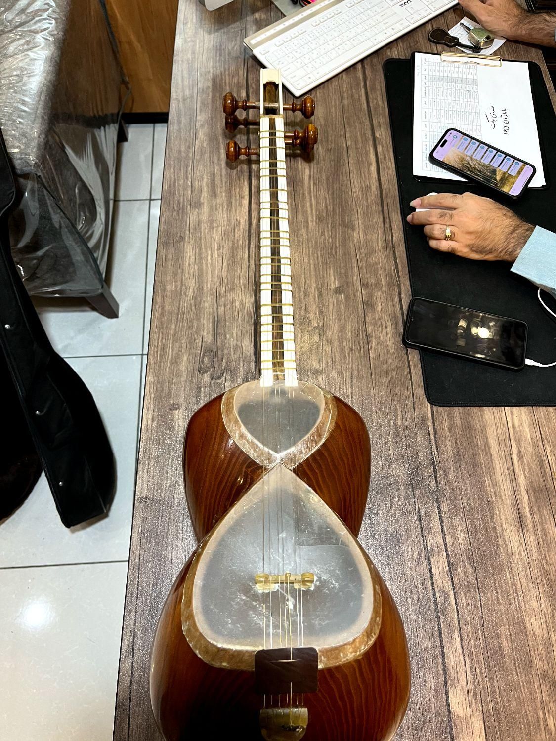 تار در حد|سازهای سنتی|شهرضا, |دیوار