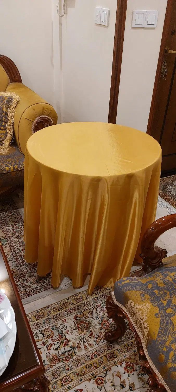 میز خاطره با رومیزی ساتن|مبلمان خانگی و میز عسلی|تهران, آشتیانی|دیوار