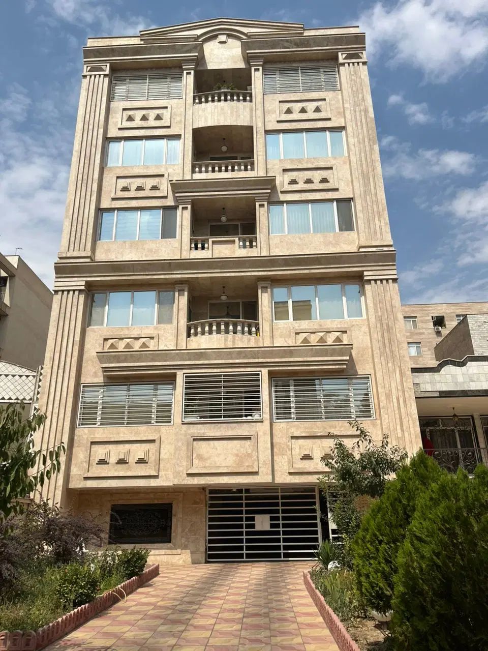 فاز ۱ جنوبی رو ب نما ۱۳۵ متر ۲ پاکینگ سندی|فروش آپارتمان|کرج, گوهردشت|دیوار