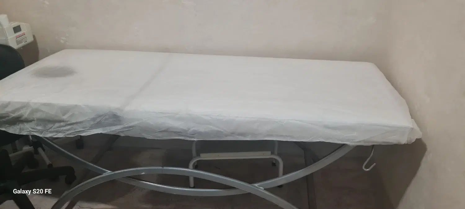 فروش میز ناخن تخت ماساژ وفشیال پاارتیشن اینه دار|آرایشگاه و سالن‌های زیبایی|تهران, صادقیه|دیوار