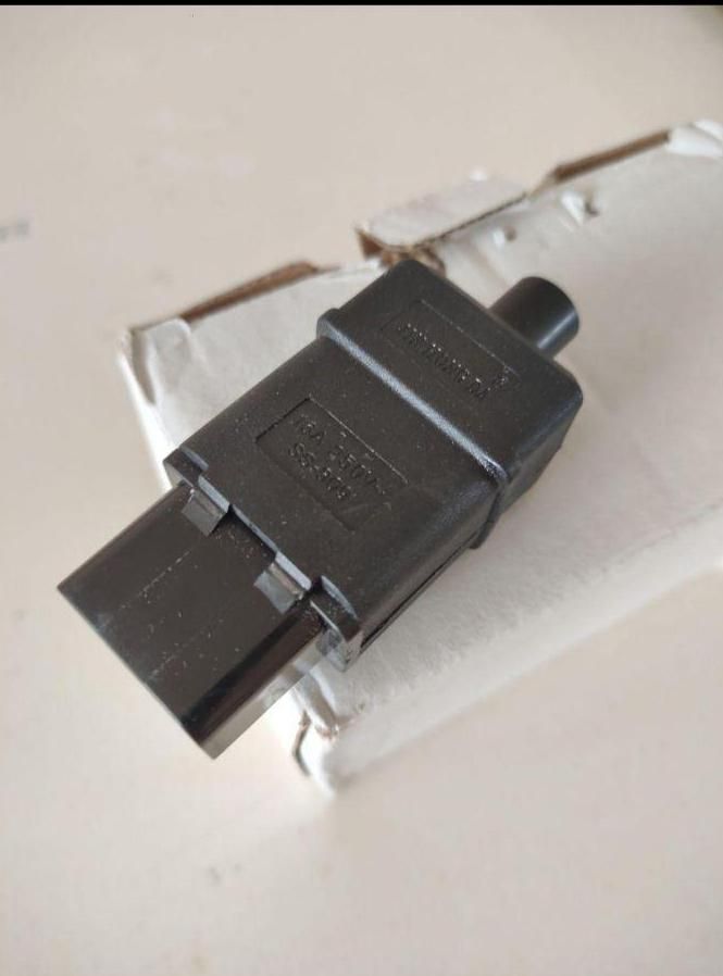 سوکت سرامیکی c19 و کابل پاور UPS/m21/m32/m30/m31|قطعات و لوازم جانبی رایانه|قم, آزادگان|دیوار