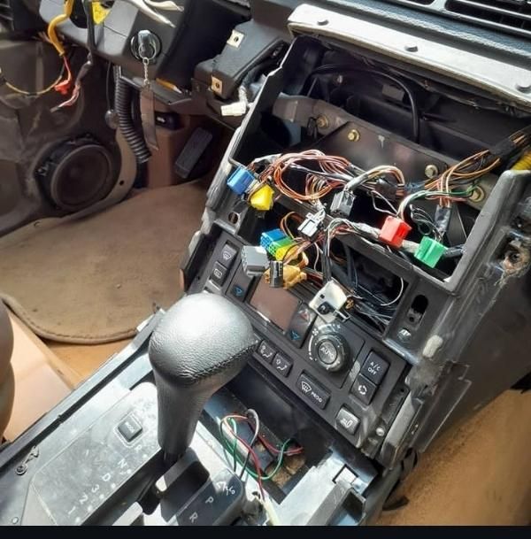 باطری سازی سیار و خدمات برق خودرو|خدمات موتور و ماشین|اراک, |دیوار