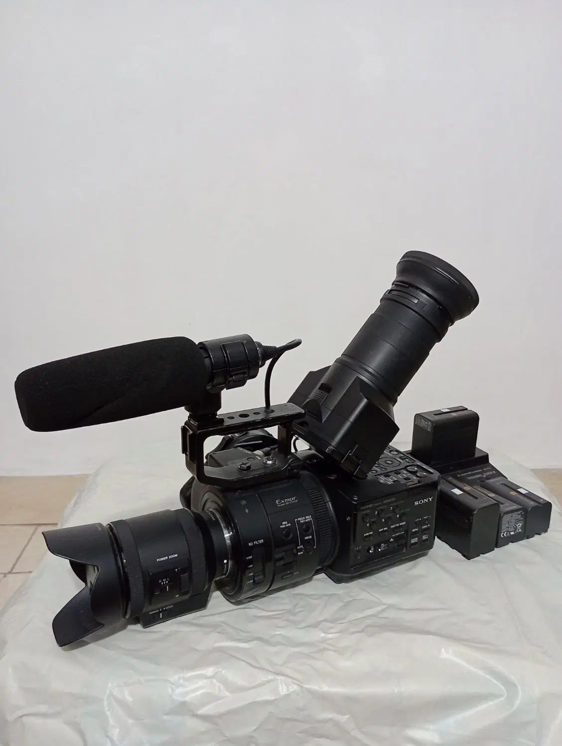 Sony FS700 + Canon 60D|دوربین عکاسی و فیلم‌برداری|تهران, جیحون|دیوار