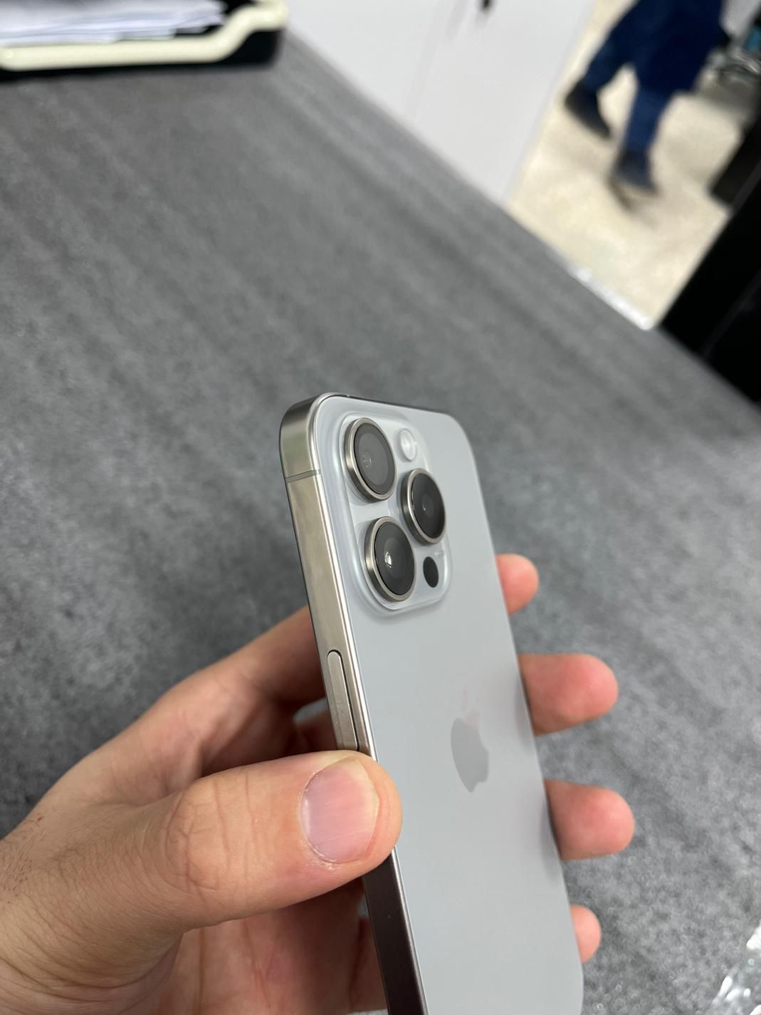 اپل iPhone 15 Pro با حافظهٔ ۲۵۶ گیگابایت|موبایل|تهران, جنت‌آباد جنوبی|دیوار
