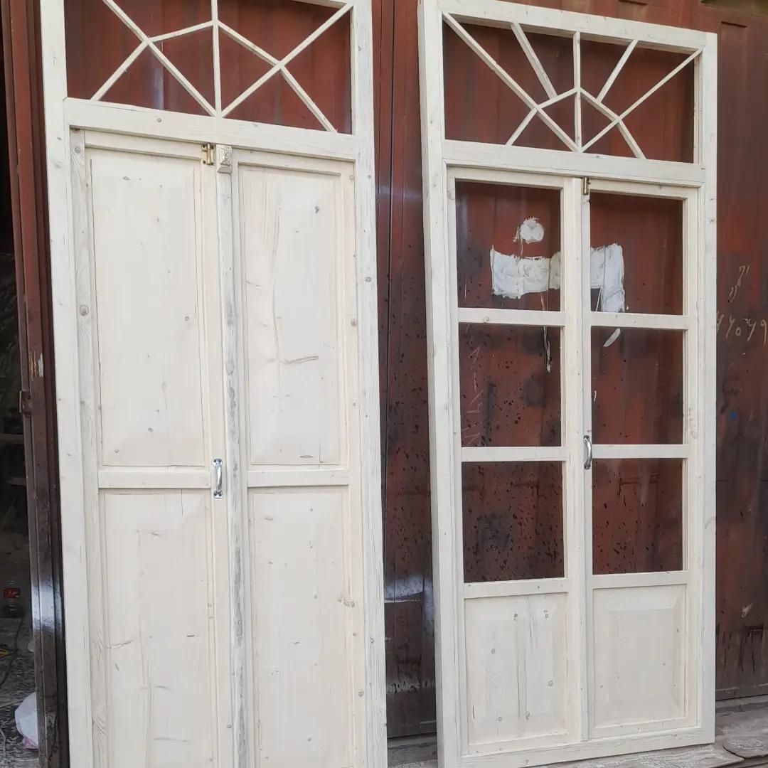 ساخت انواع در و پنجره‌ای چوبی|خدمات پیشه و مهارت|سنندج, |دیوار