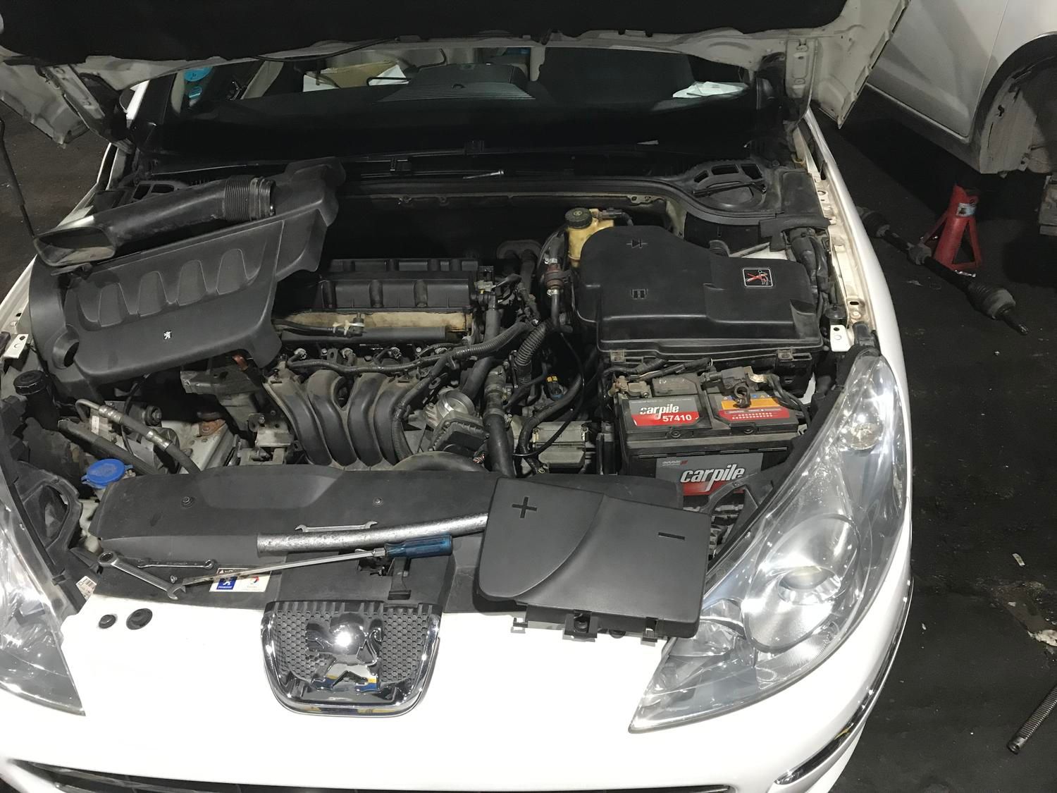 امداد خودرو،امداد باتری،مکانیک سیار شبانه روزی رشت|خدمات موتور و ماشین|رشت, معلم|دیوار