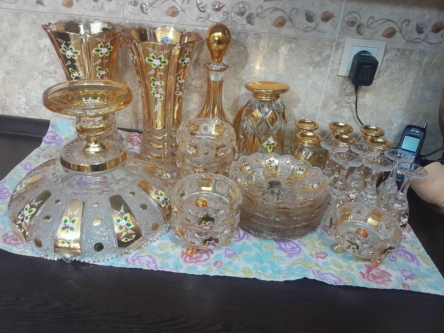 ظزوف طرح چک بوهمیا|صنایع دستی و سایر لوازم تزئینی|اصفهان, شیخ اشراق|دیوار