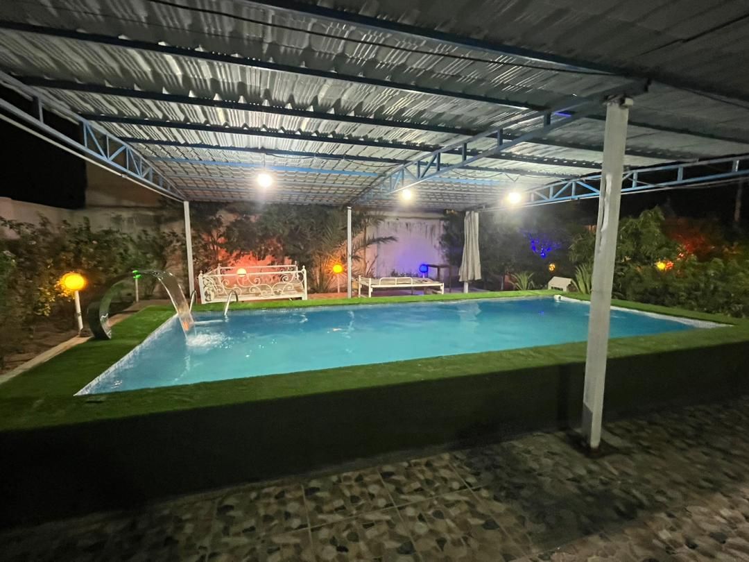 ویلا استخردار ویلایی ایسین استخر آب گرم مسقف تصفیه|اجارهٔ کوتاه‌مدت ویلا و باغ|بندرعباس, |دیوار