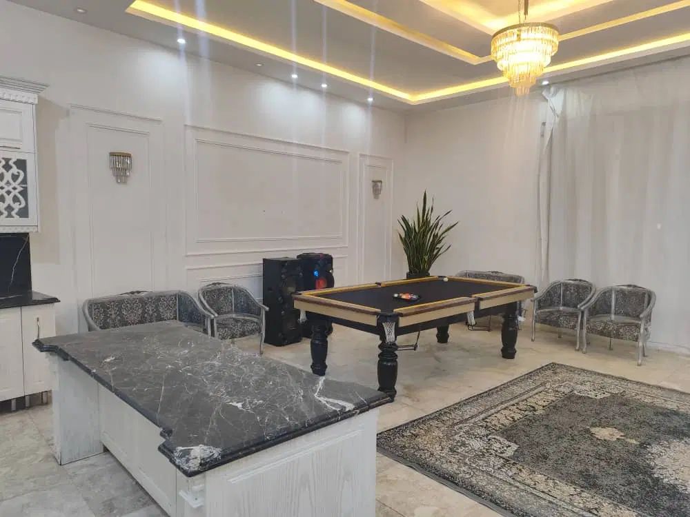 عمارت رویال استخر آبگرم شاهنامه|اجارهٔ کوتاه‌مدت ویلا و باغ|مشهد, سازمان آب|دیوار
