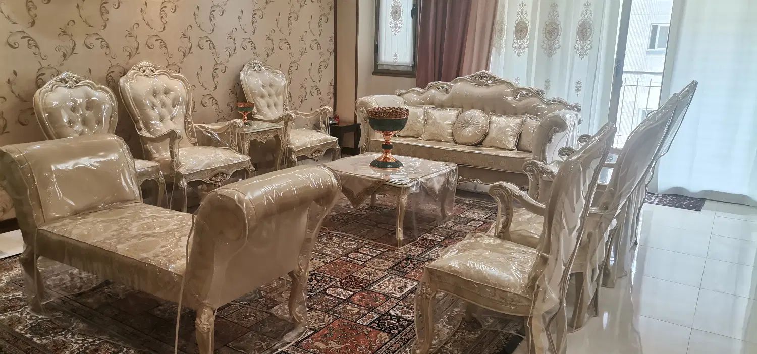 فروش مبلمان و میز ناهارخوری درحد نو رنگ مرمری|مبلمان خانگی و میز عسلی|اصفهان, سروستان|دیوار