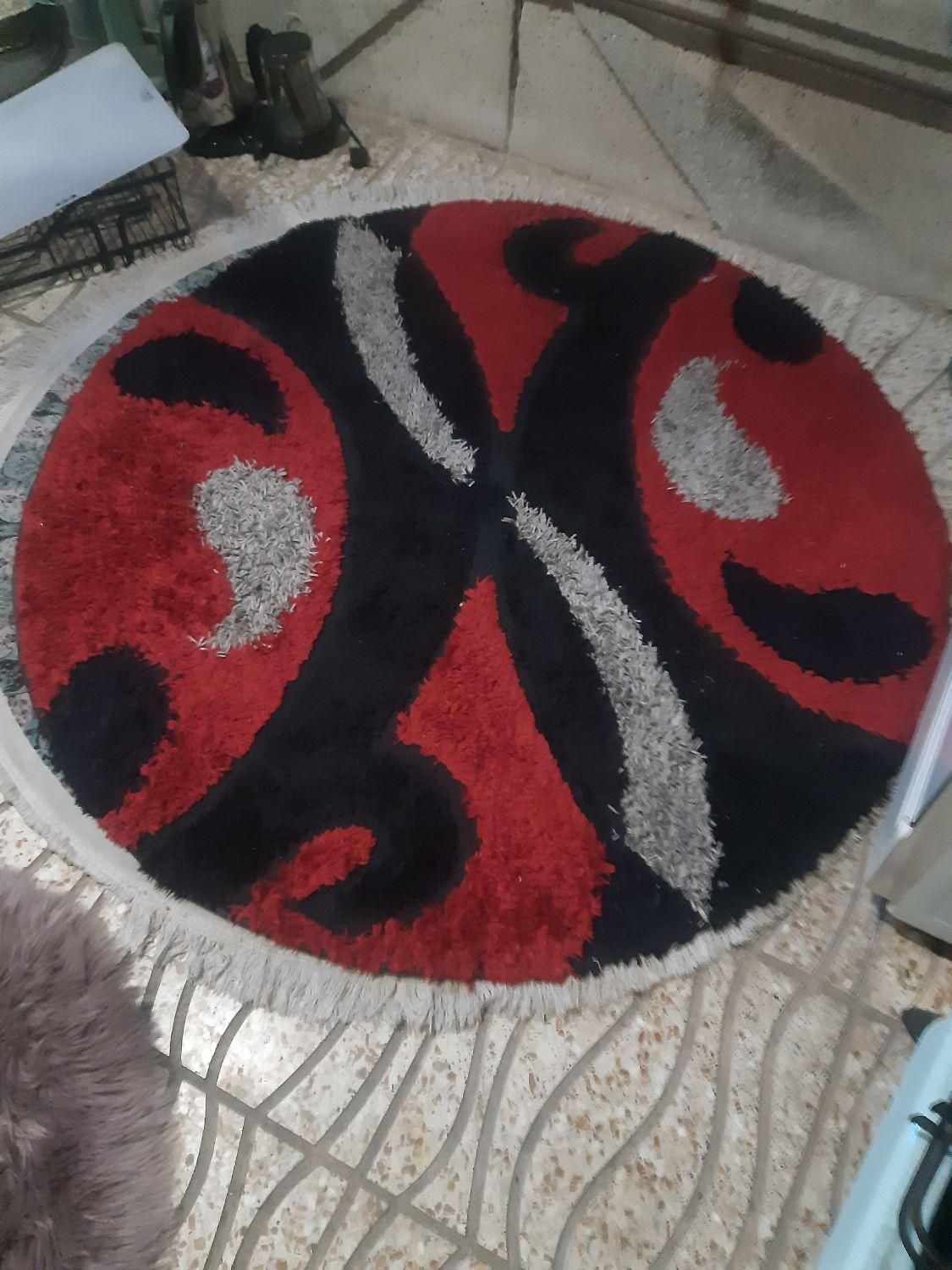 دو عدد فرش گرد یک‌ونیم متری یکی ماشینی وترکیه|فرش|تبریز, |دیوار