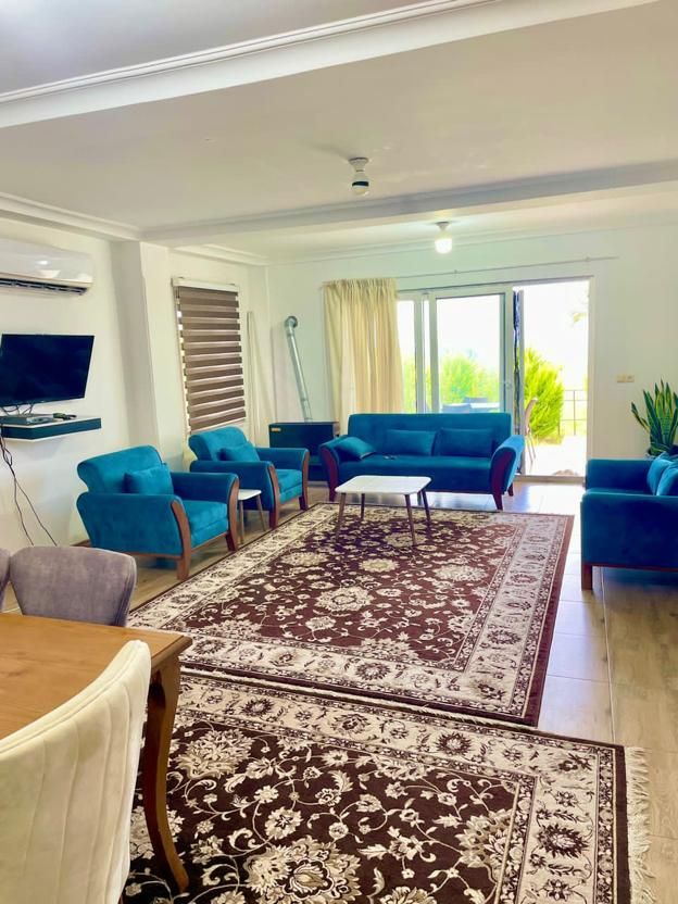 ویلا ۳خوابه لب ساحل با ساحل اختصاصی|اجارهٔ کوتاهمدت ویلا و باغ|چاف و چمخاله, |دیوار