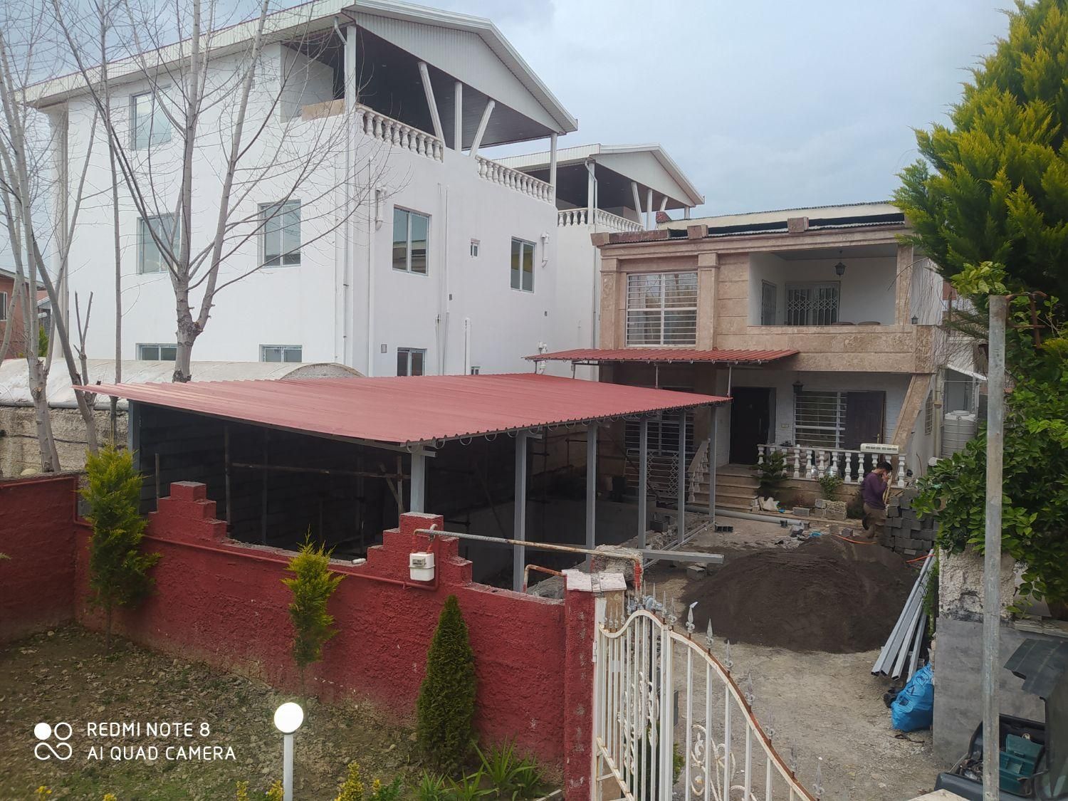 نصب حلب شیروانی و پی وی سی وکلیه خدمات جوشکاری|خدمات پیشه و مهارت|آمل, |دیوار