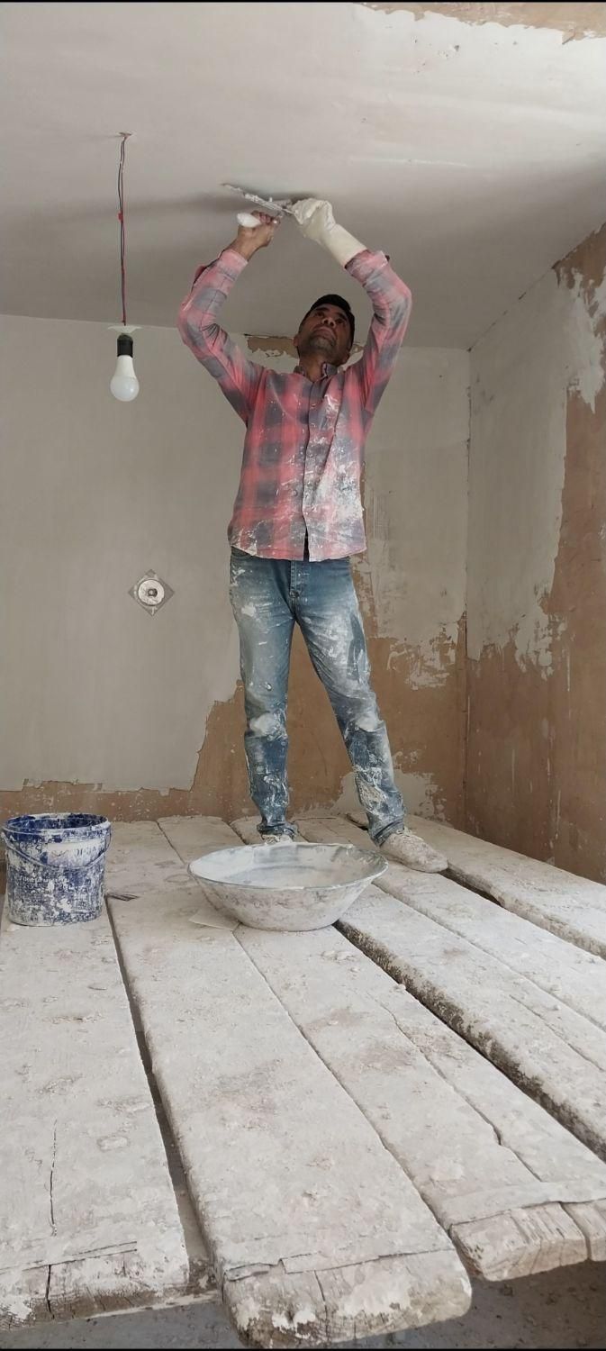 گچکاری وسفید کاری ولکه گیری ساختمان با مهارت|خدمات پیشه و مهارت|خوی, |دیوار
