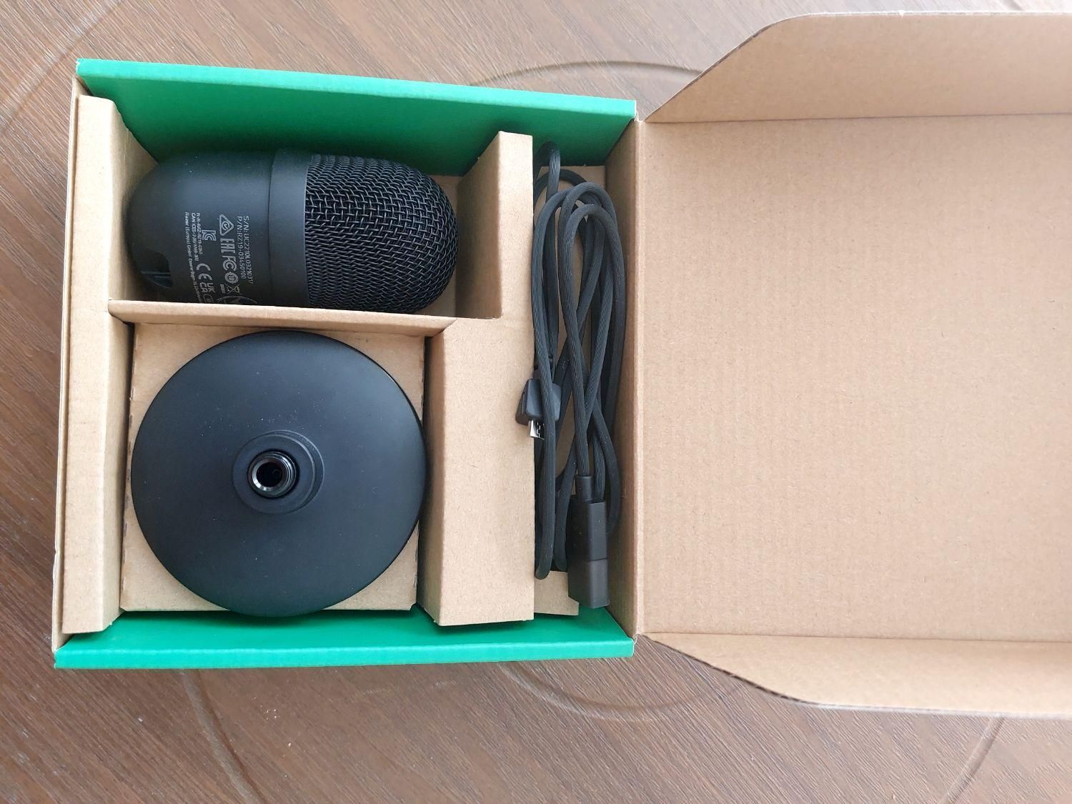 میکروفن ریزر سایرن مینی Razer|صوتی و تصویری|اصفهان, باغ دریاچه|دیوار