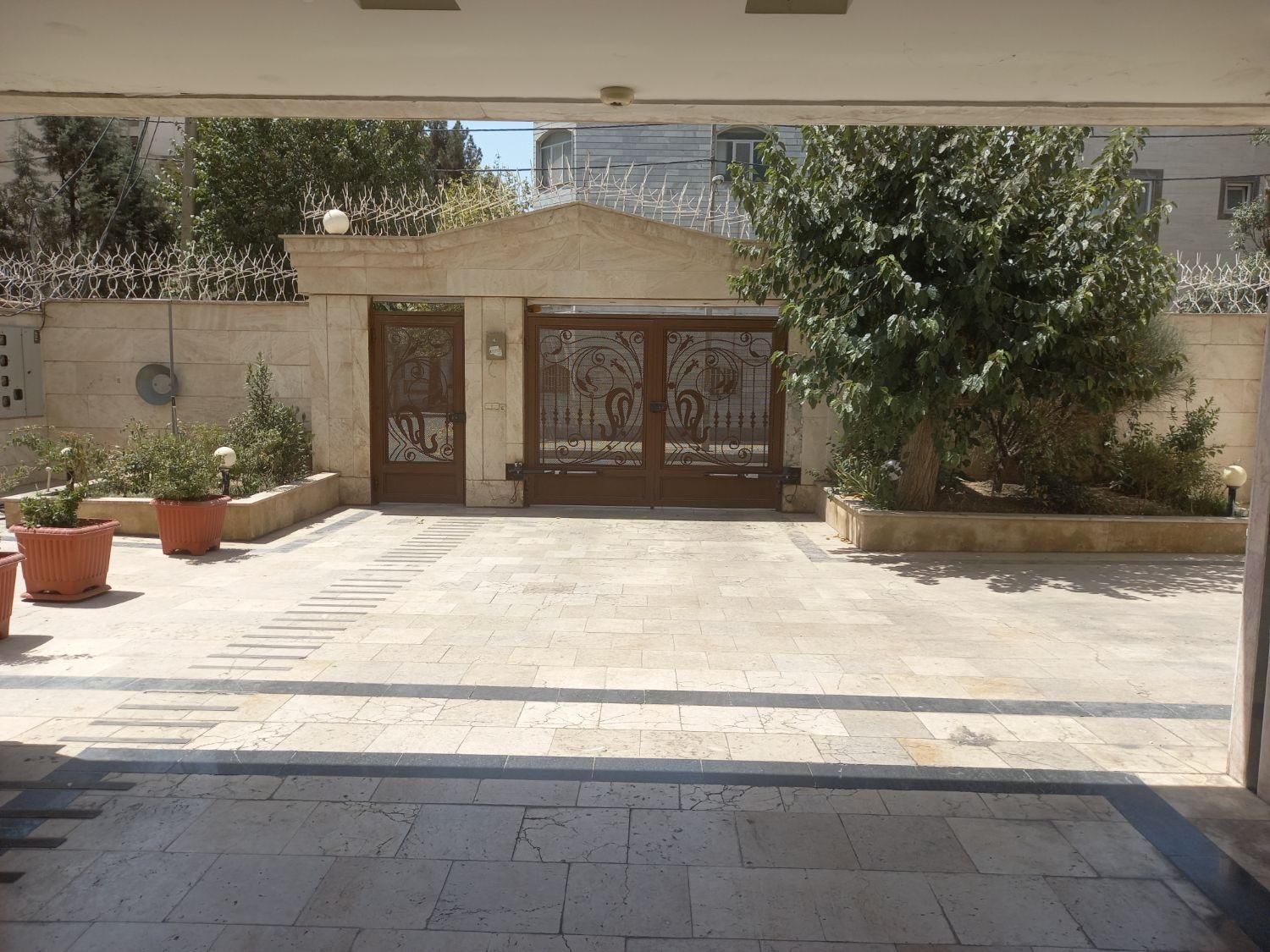 ۱۳۵ متر / ۳ خواب / فول امکانات / خوش نقشه|فروش آپارتمان|کرج, کوی کارمندان شمالی|دیوار