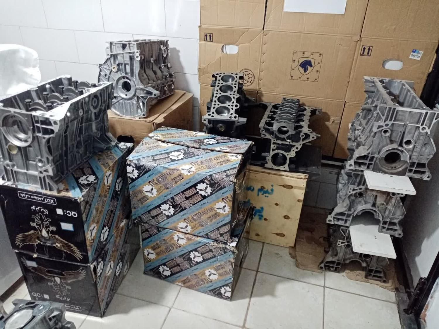 موتور کامل پژو نیم موتور پراید بلوک سیلندر نیسان|قطعات یدکی و لوازم جانبی|جهرم, |دیوار