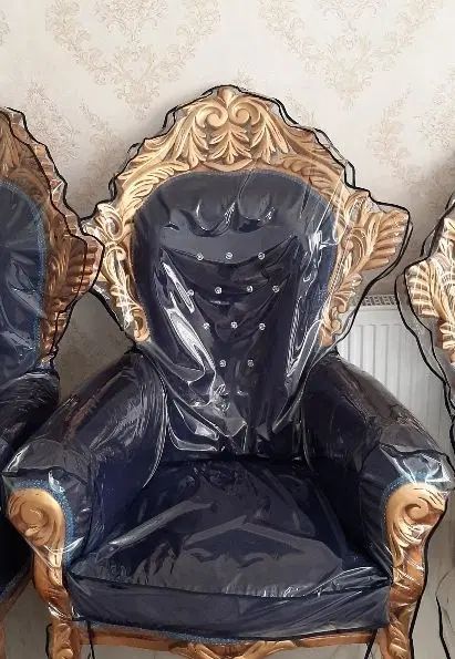 مبل سلطنتی ۹ نفره همراه با میز وکاور نوی نو|مبلمان خانگی و میز عسلی|مشهد, هدایت|دیوار