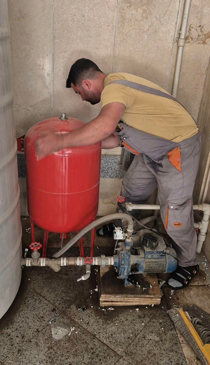 نصب و تعمیر تعمیرکار پمپ آب و تعمیر تعمیرکار پکیج|خدمات پیشه و مهارت|تهران, نیروی هوایی (پیروزی)|دیوار