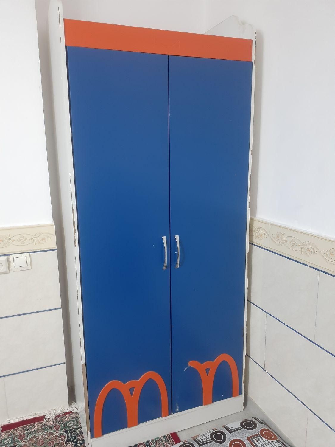 سرویس خواب نوجوان با میز تحریر|تخت و سرویس خواب|جیرفت, |دیوار