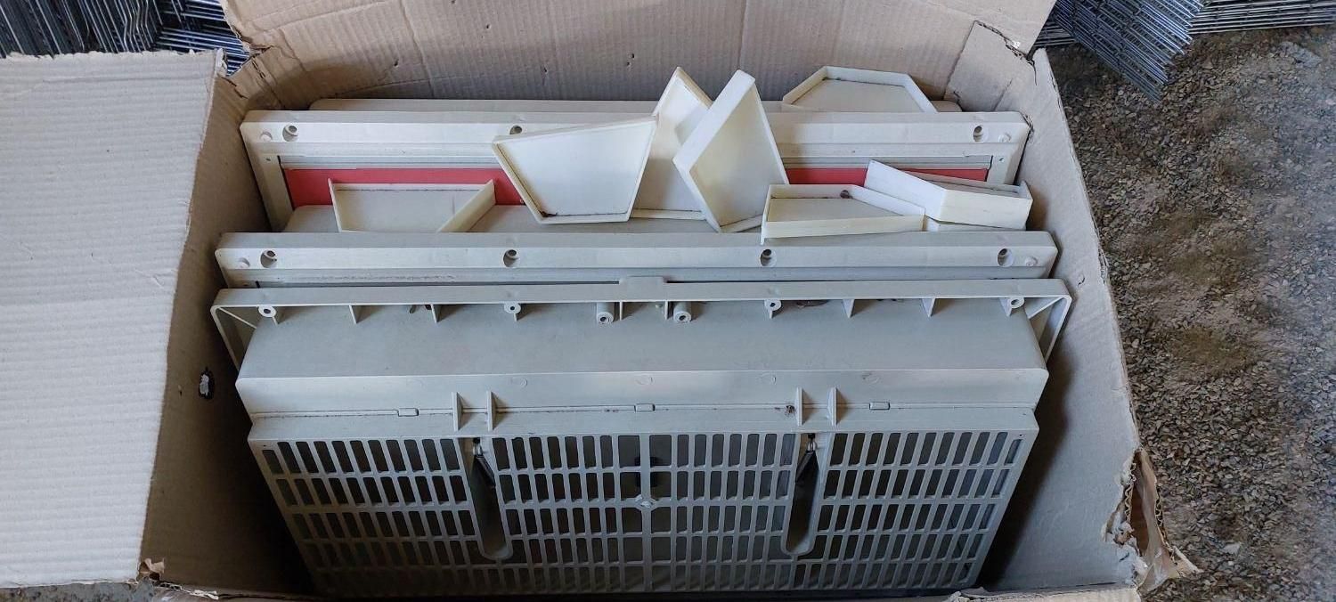 قفس منبری نو|لوازم جانبی حیوانات|مهاجران, |دیوار